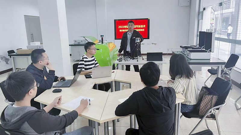 揭秘中小学辅导班加盟费构成与影响因素