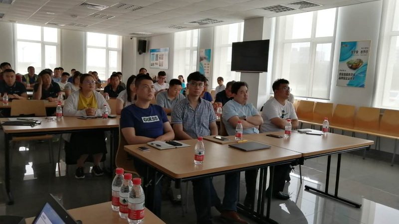 揭秘管理培训直销课程体系分类：职场进阶的必修课