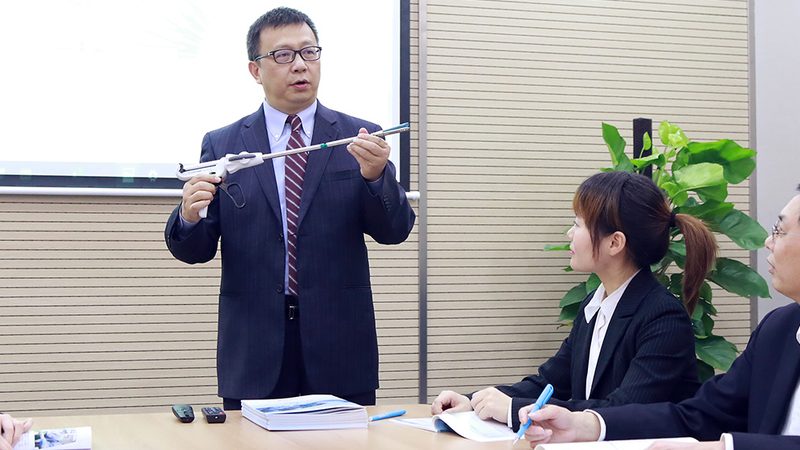 小自考与成考：两种学历提升途径的全面对比